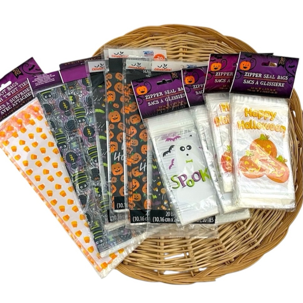 Halloween Party Gift Bags Spooky Ghosts Bats Pouches Goodie Treats NWT set of 10